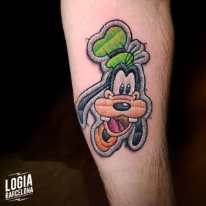 tatuaje_brazo_goofy_logia_barcelona_duda_lozano 
